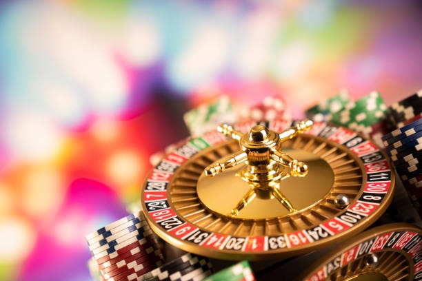 Live dealer studio with roulette table and multilingual host